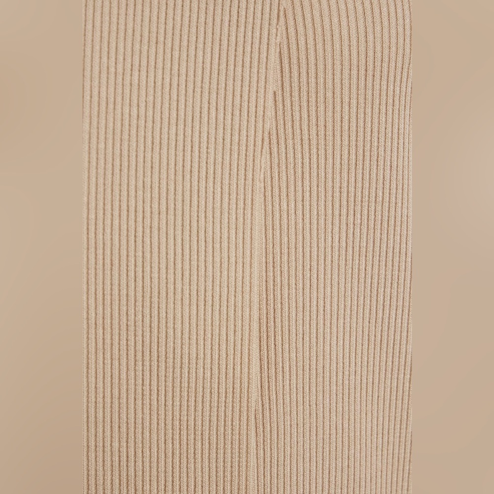 The Range Ribbed turtleneck sweater - Picture 4 of 4